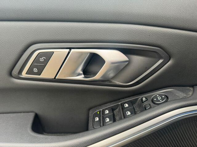 BMW 3-SERIE Touring 320e Business Edition Plus