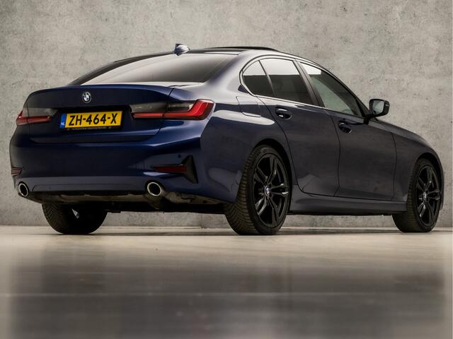 BMW 3-SERIE 320i Sportline 184Pk Automaat (SCHUIFDAK, APPLE CARPLAY, GROOT NAVI, GETINT GLAS, SPORTSTOELEN, PARKEERSENSOREN, LIVE COCKPIT, NIEUWSTAAT)