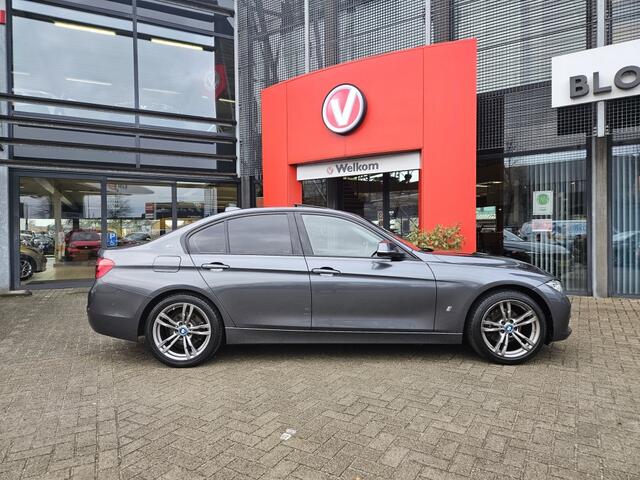 BMW 3-SERIE 330e iPerformance | Panodak | Head up | Climate