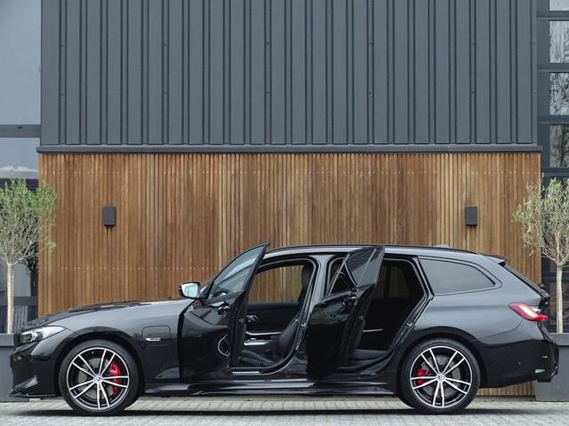 BMW 3-SERIE Touring 320e 204PK xDrive M Sport / nieuw type / LED