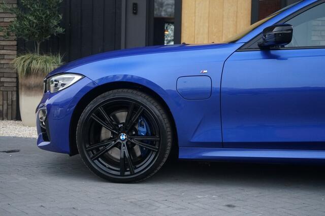 BMW 3-SERIE 330e M-Sport sedan