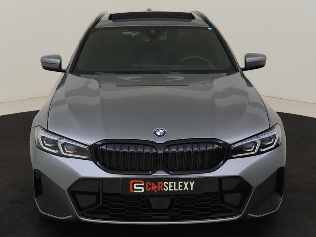 BMW 3-SERIE Touring 318i M Sport / Pano / 19 inch / Adap. Cruise / Géén Afleverkost