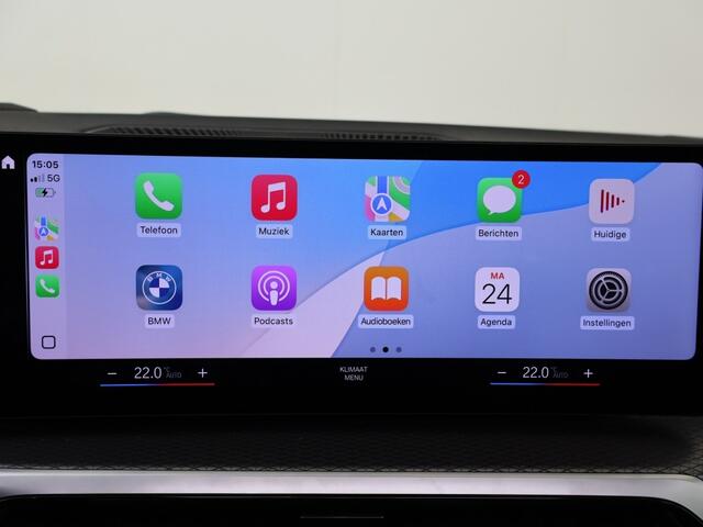 BMW 3-SERIE Touring 318i M Sport / Pano / 19 inch / Adap. Cruise / Géén Afleverkost