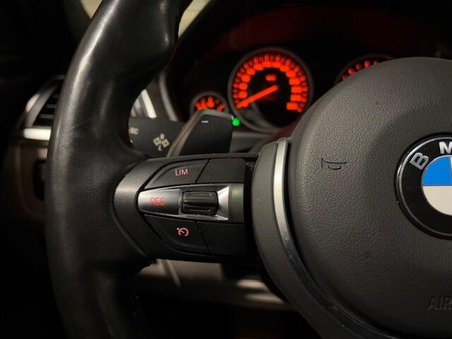 BMW 3-SERIE 330e - M Sport - dealer onderhouden - automaat - nap! - airco -