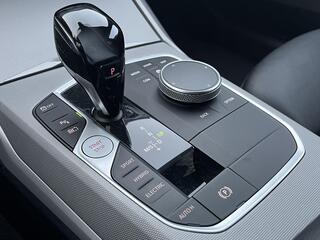 bmw-3-serie-touring-330e-xdrive-hig