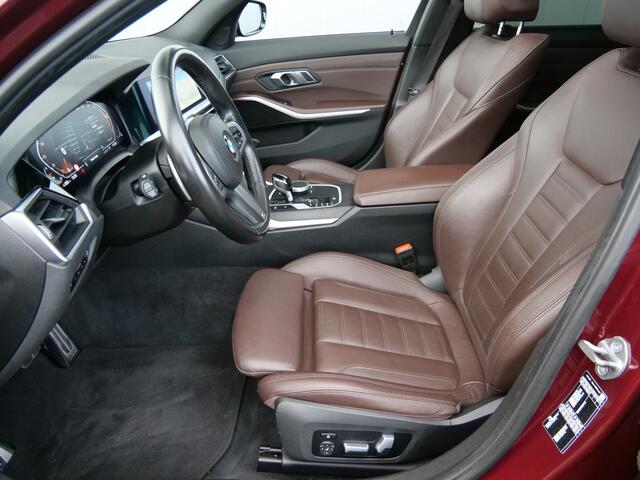 BMW 3-SERIE Touring 330d Business Edition Plus M-pakket / Schuifdak / Carplay / ACC / Leder