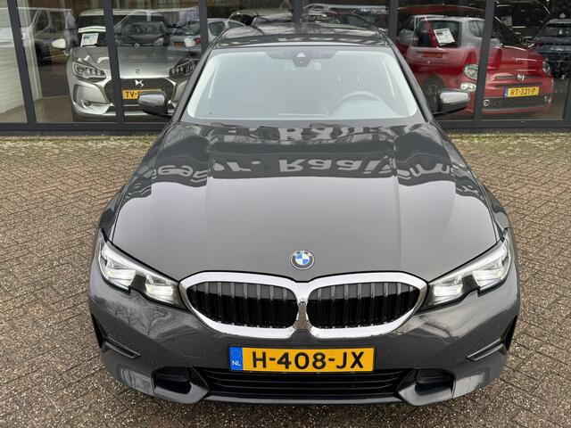 BMW 3-SERIE 320i Automaat Executive Edition Sportline*LED*Navigatie*
