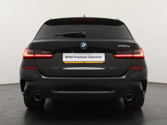 BMW 3-SERIE Touring 330e | M-Sportpakket | 19inch | Head-up