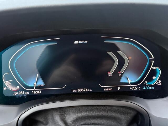 BMW 3-SERIE 330e HIGH EXE *DEALERGARANTIE* LED NAVIGATIE BT DAB STOELVERWARM 18