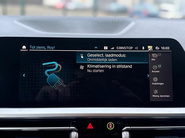 BMW 3-SERIE 330e HIGH EXE *DEALERGARANTIE* LED NAVIGATIE BT DAB STOELVERWARM 18