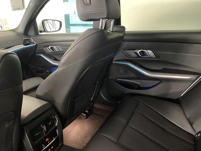 BMW 3-SERIE Touring 320e Sportline Panoramadak / Led verlichting / Carplay/