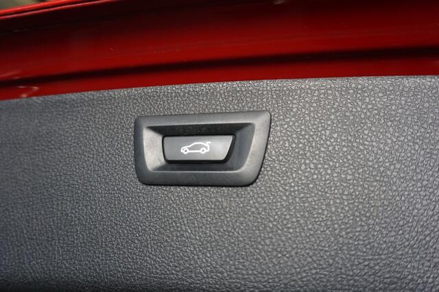 BMW 3-SERIE Touring 318iM Sport Corporate Lease | Navigatie | Leder | Stoelverw.