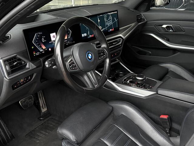 BMW 3-SERIE Touring 330e M SPORT PRO LCI | M STOELEN | MEMORY SEATS | PANORAMA | 360 CAMERA | 19 INCH LM VELGEN |