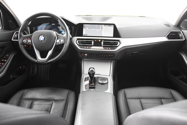 BMW 3-SERIE Touring 330e xDrive eDrive *1ste Eigenaar*Leer*Navigatie*4x4*