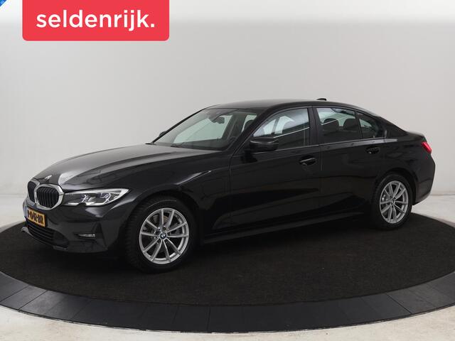 BMW 3-SERIE 320e Business Edition Plus | Leder | Stoelverwarming | Live Cockpit | Carplay | Navigatie | Full LED | Parkeerhulp | Climate control | Bluetooth | PHEV | Plug In