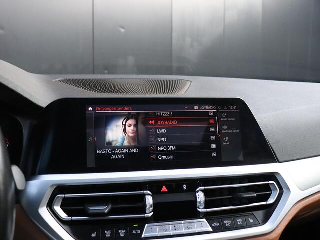 BMW 3-SERIE Touring 330i High Executive Edition | M SPORT | LEDER | PANO-DAK | 360° CAMERA | CRUISE | APPLE CARPLAY | STOELVERW. |