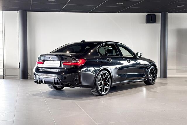 BMW 3-SERIE Sedan M340i xDrive | Glazen Schuif-/kanteldak | Stoelverwarming | Harman Kardon |