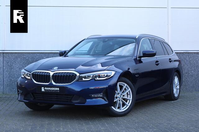 BMW 3-SERIE Touring 330e Business Edition Plus Individual / Leder / LED /