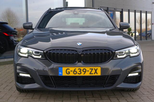 BMW 3-SERIE Touring 330i 259 PK High Executive M-Sport Edition, Panoramadak, Trekhaak, Individual, Head-Up