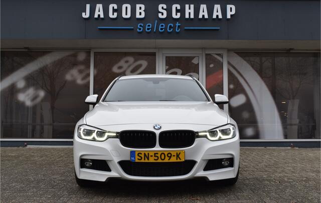 BMW 3-SERIE Touring 318i Edition Automaat M Sport Shadow Executive / Navigatie / Clima / Keyless / Trekhaak / 18"LM