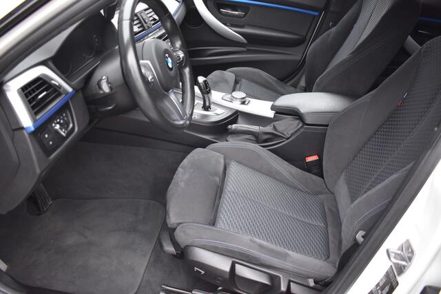 BMW 3-SERIE Touring 318i Edition Automaat M Sport Shadow Executive / Navigatie / Clima / Keyless / Trekhaak / 18"LM