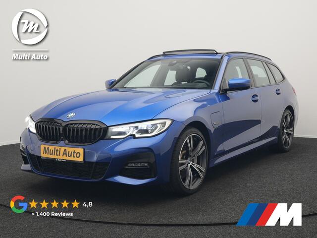 BMW 3-SERIE Touring 330e M Sport Plug In Hybrid 293pk Dealer O.H. PHEV | Panodak | Head Up | Laser LED | Adaptief Onderstel | Camera | Alcantara Sportstoelen Memory & Verwarmd | Sfeerverlichting | Apple Carplay | Keyless | Blis | 19"L.M | Virtual | DAB |