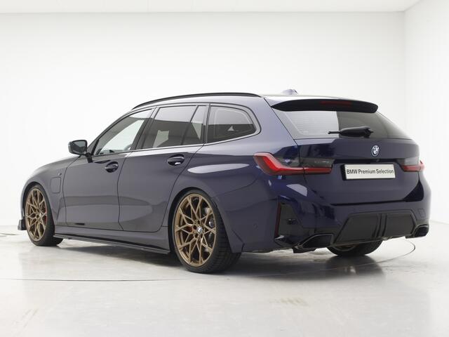 BMW 3-SERIE Touring 330e xDrive M-Sport Pro | 20" | Panorama | Memory | Leder | M-Sportstoelen | Verlaagd | M340i Look