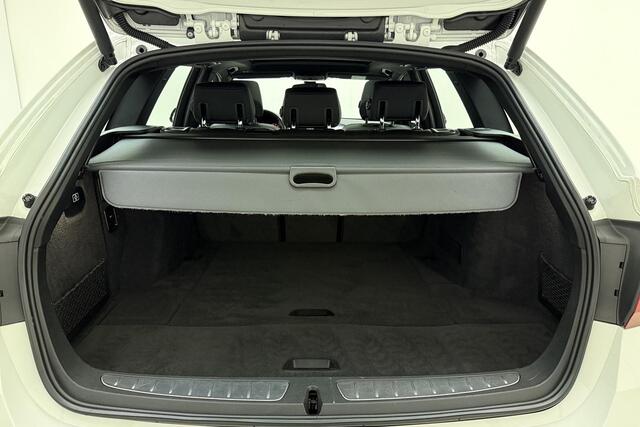 BMW 3-SERIE Touring 318i M Sport Corporate Lease | Panoramadak | Stoelverwarming | M-pakket | Lederen sportstoelen | Cruise control | Led verlichting | Navigatie | Climate control |