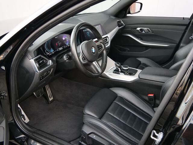 BMW 3-SERIE 320e Business Edition Plus 204 Pk Automaat Navi / M-pakket / Apple Carplay / Camera / Leer / Schuifdak