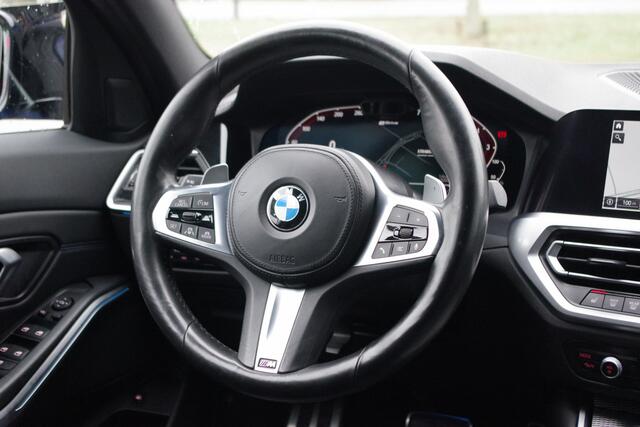 BMW 3-SERIE 330e 293 PK High Executive M-Sport PHEV, Adap. Cruise Control, Head-Up, Camera, Carplay,