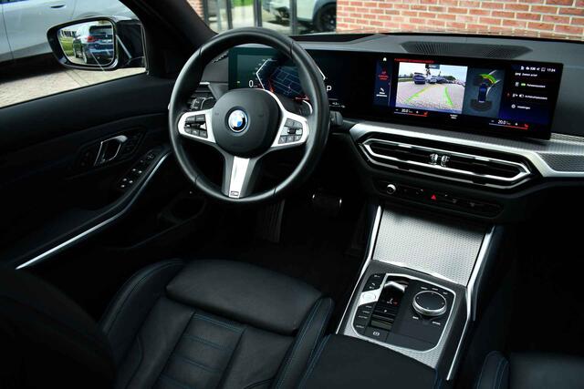 BMW 3-SERIE Touring 330e M-Sport Pro Pano M-zetels ACC HUD HiFi 19inch