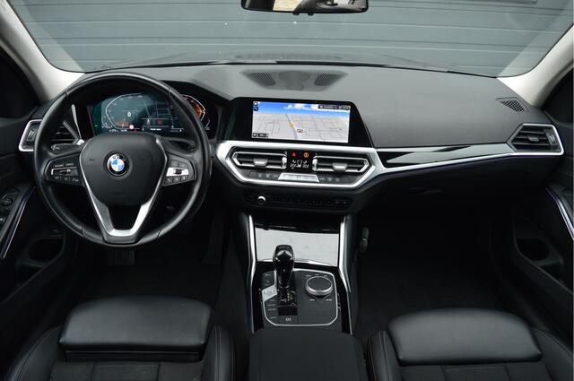 BMW 3-SERIE Touring 320i Business Edition | ORG. NL | LED | SFEERVERLICHTING |