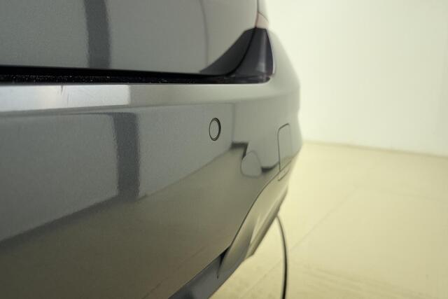 BMW 3-SERIE Touring 320e Business Edition Plus M Sport | Lederen bekleding | Electrische achterklep | Keyless start | Digitale cockpit | Navigatie | Stoelverwarming