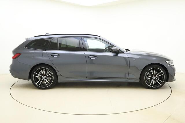 BMW 3-SERIE Touring 320e Business Edition Plus M Sport | Lederen bekleding | Electrische achterklep | Keyless start | Digitale cockpit | Navigatie | Stoelverwarming