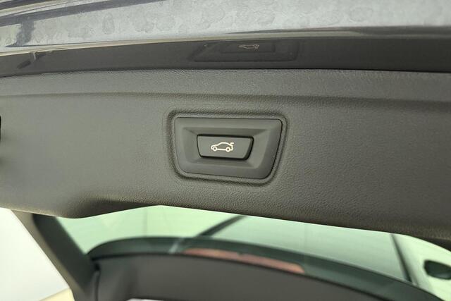 BMW 3-SERIE Touring 320e Business Edition Plus M Sport | Lederen bekleding | Electrische achterklep | Keyless start | Digitale cockpit | Navigatie | Stoelverwarming