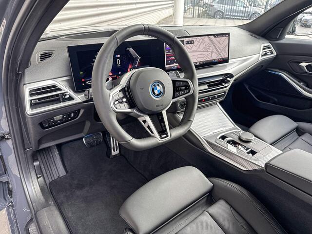 BMW 3-SERIE Touring 330e
