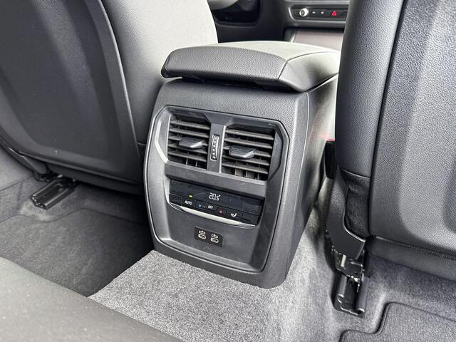 BMW 3-SERIE Touring 330e