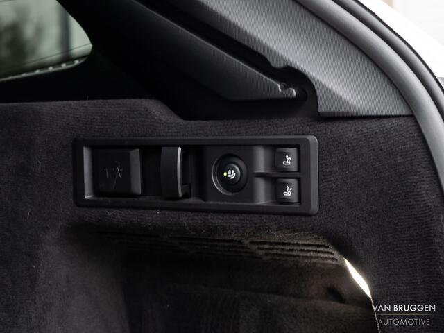 BMW 3-SERIE Touring 330e M-Sport Pano 360 Trekhaak Sfeer E-Stoelen