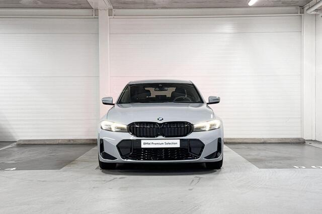 BMW 3-SERIE Sedan 318i | M-Sport Pro | Comfort Pack | Harman/Kardon | Comfort Access