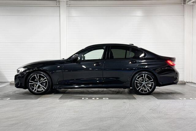 BMW 3-SERIE Sedan 320i | M-Sport | Comfort Pack | Driving Assistant | Harman/Kardon | Comfort Access