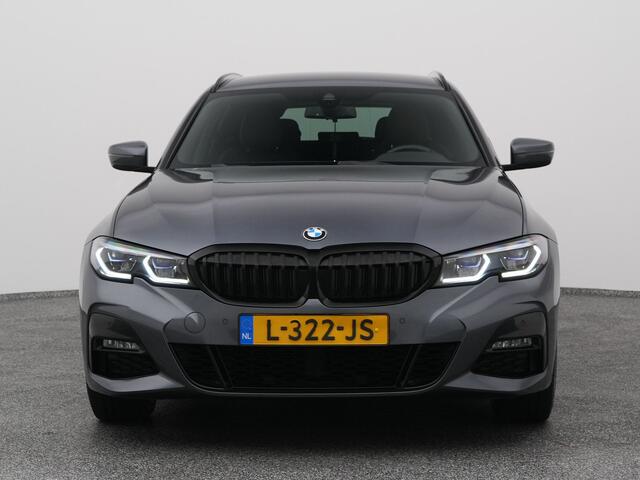 BMW 3-SERIE Touring 320e Business Edition Plus | CAMERA | BRUIN LEDER | STOEL- EN STUURVERW.