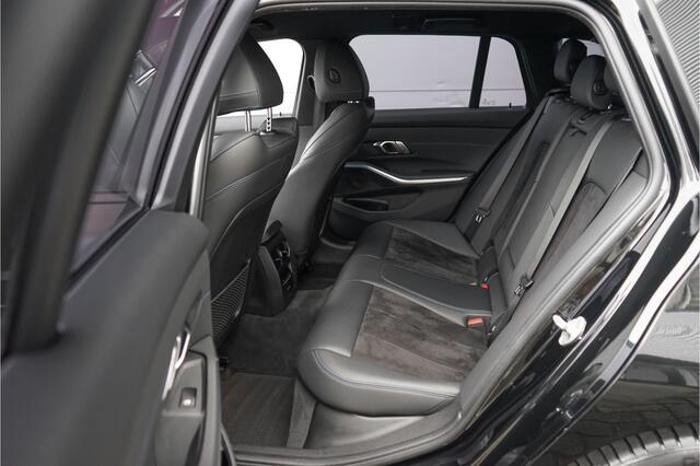 BMW 3-SERIE Touring 330e High Executive M-Sport ACC Stuur & Stoelverw Trekhaak