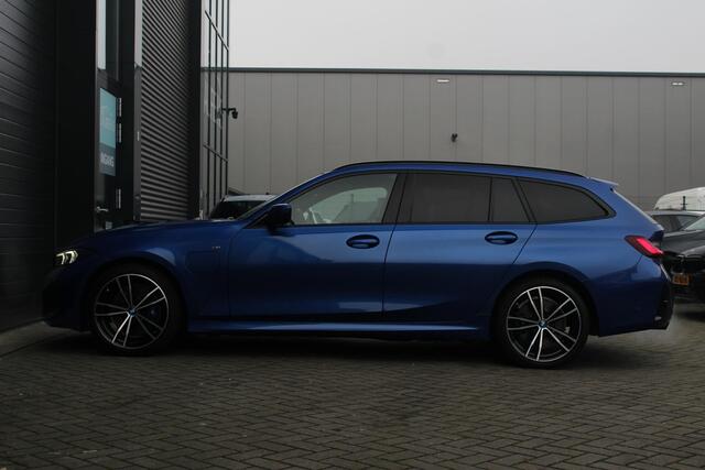 BMW 3-SERIE Touring 330e xDrive M-Sport Pro | Panoramadak | M Schaalstoelen | HUD | Adaptieve cruise Control | LED | 19 Inch