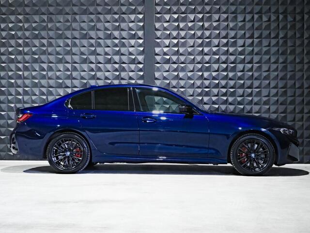 BMW 3-SERIE 330e xDrive M Sport Pro | Schuifd. | H&K | Topv. | HUD | DCC | Leer | Ad. Li. | Ak. glas |