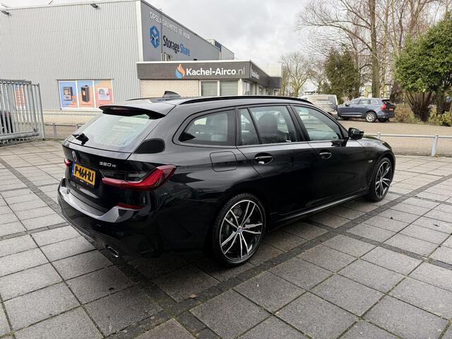 BMW 3-SERIE Touring 320e Business Edit. M-Sport | SOH 89% | Harman Kardon | Leder | Camera | Xenon-LED |