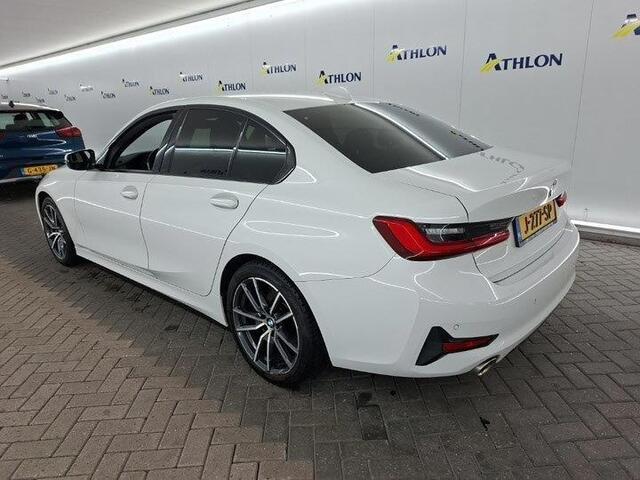 BMW 3-SERIE 318i Executive Edition | Navi | Virtual Cockpit | Automaat