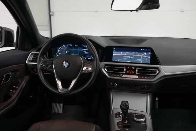 BMW 3-SERIE 330e eDrive Edition Hifi | Elektr. Trekhaak | 18"