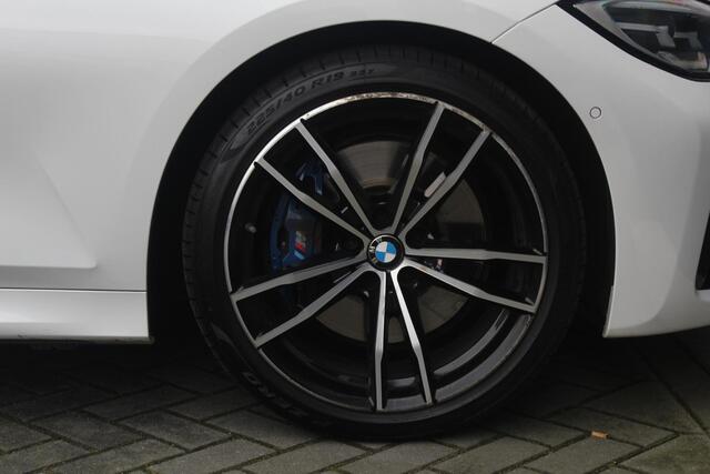 BMW 3-SERIE Touring 330i M-Sport | Adaptieve Cruise Control | Elektrische Stoelen | Nette Auto