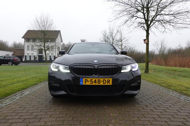 BMW 3-SERIE 320e Business Edition Plus M-Sport 19 inch Laser