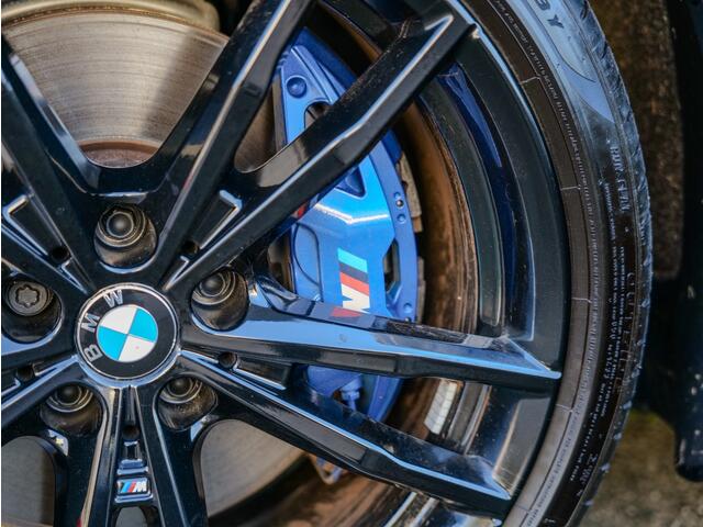 BMW 3-SERIE Touring 330e xDrive M-Sport / PANO / LASER LIGHT / CARPLAY!